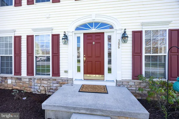 $675,000 | 306 Winchester Lane, West Grove, PA 19390