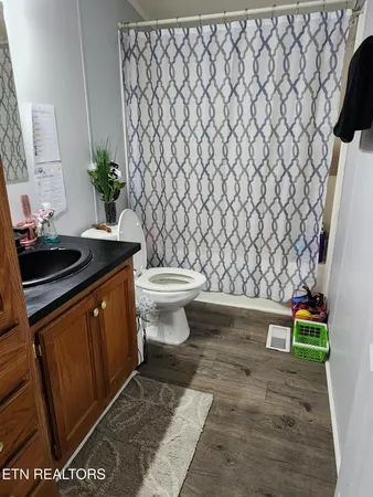 $221,000 | 1679 Kingtown Road, Winfield, TN 37892