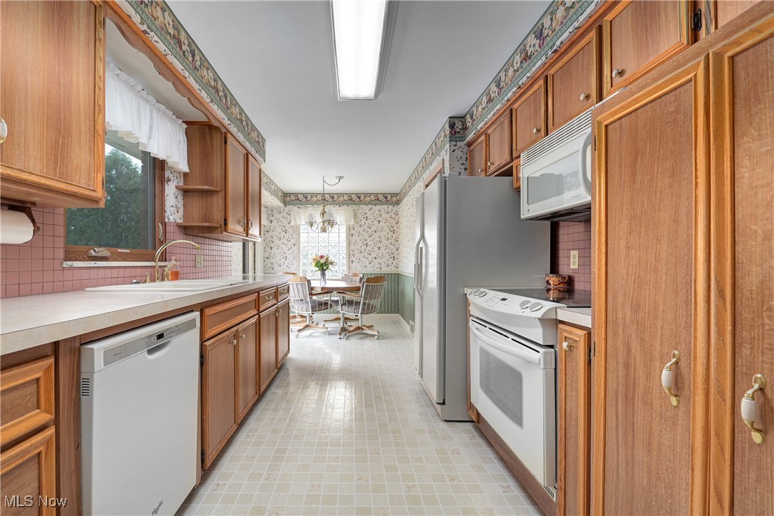10801 State Road North Royalton, OH 44133 - Photo 12 of 39 Gallery Image 12