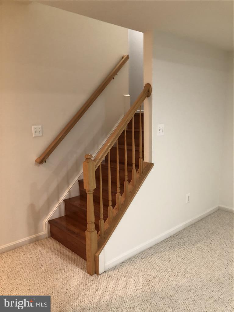 1981 Logan Manor Drive Reston, VA 20190 - Photo 20 of 28