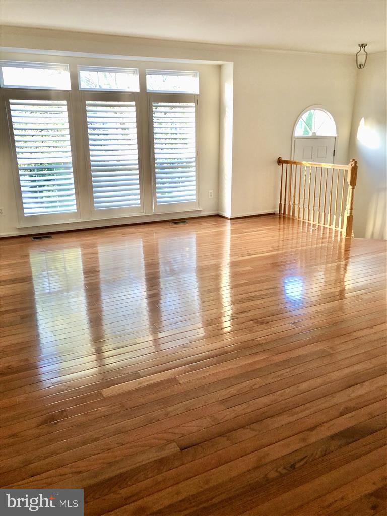 1981 Logan Manor Drive Reston, VA 20190 - Photo 2 of 28