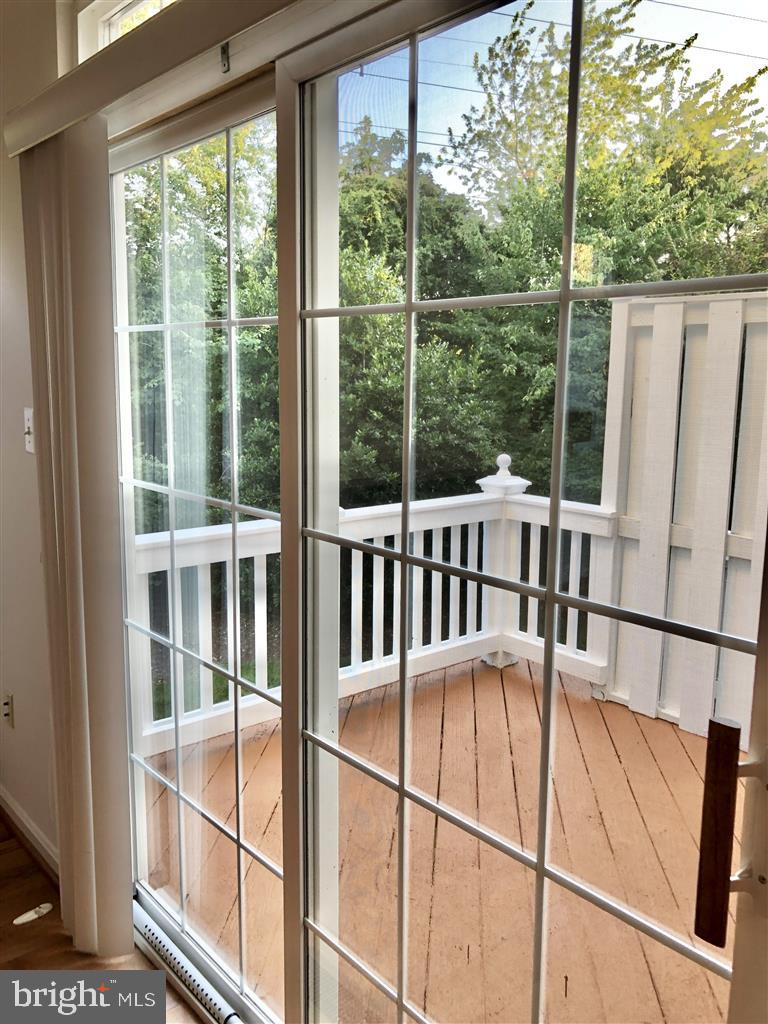 1981 Logan Manor Drive Reston, VA 20190 - Photo 9 of 28