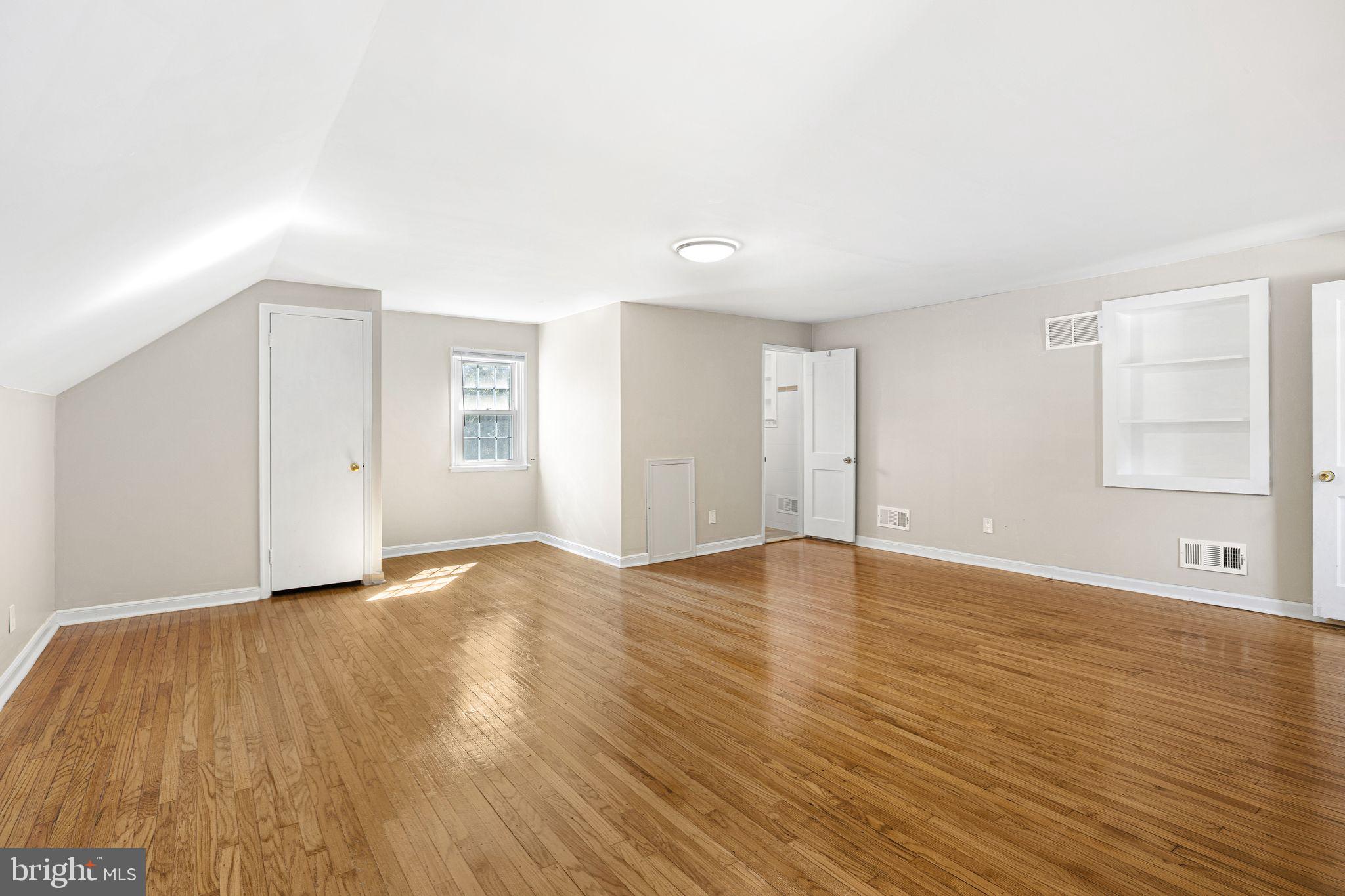 13 Rodney Road Bryn Mawr, PA 19010 - Photo 20 of 45 Primary Bedroom (Upper Level)