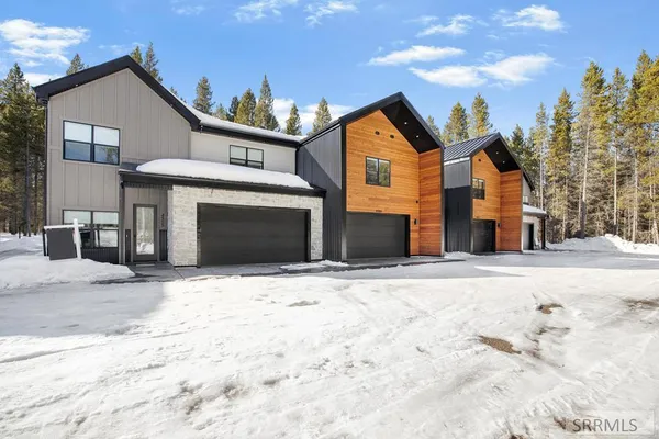 $3,150,000 | 4359 Yeti Lane, Island Park, ID 83429