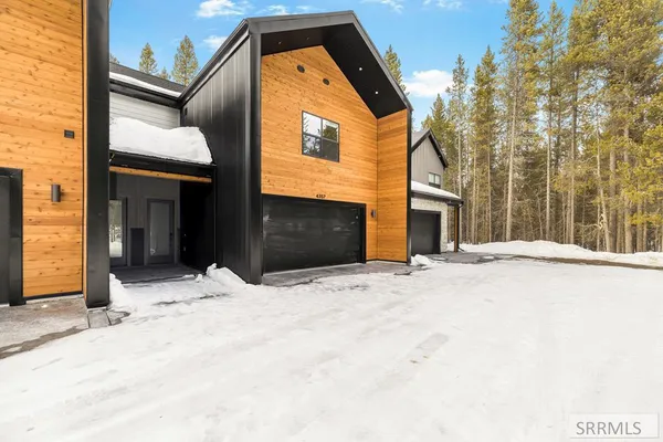 $3,150,000 | 4359 Yeti Lane, Island Park, ID 83429