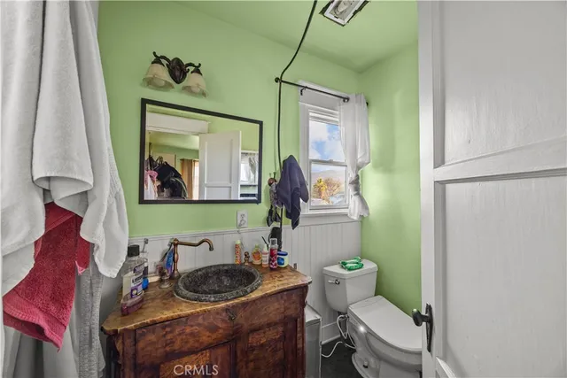 $1,225,000 | 19059 Diplomat Avenue, Corona, CA 92881