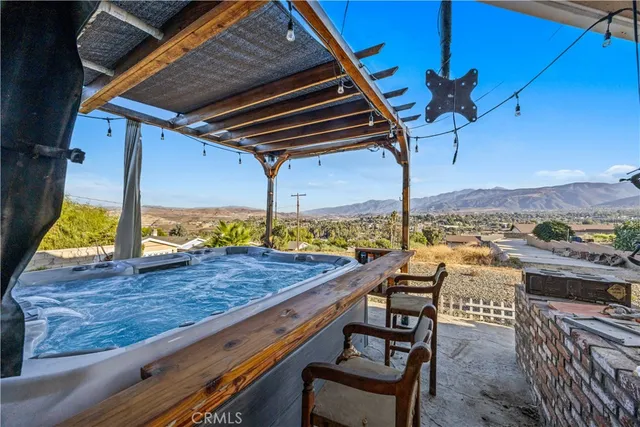 $1,225,000 | 19059 Diplomat Avenue, Corona, CA 92881