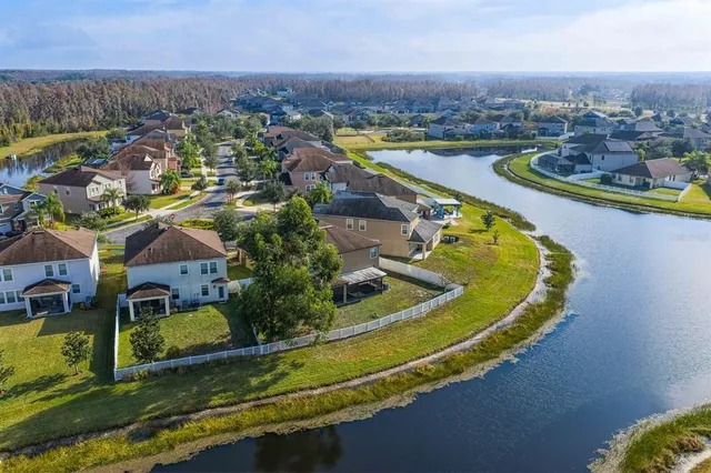 $645,000 | 19415 Paddock View Drive, Tampa, FL 33647