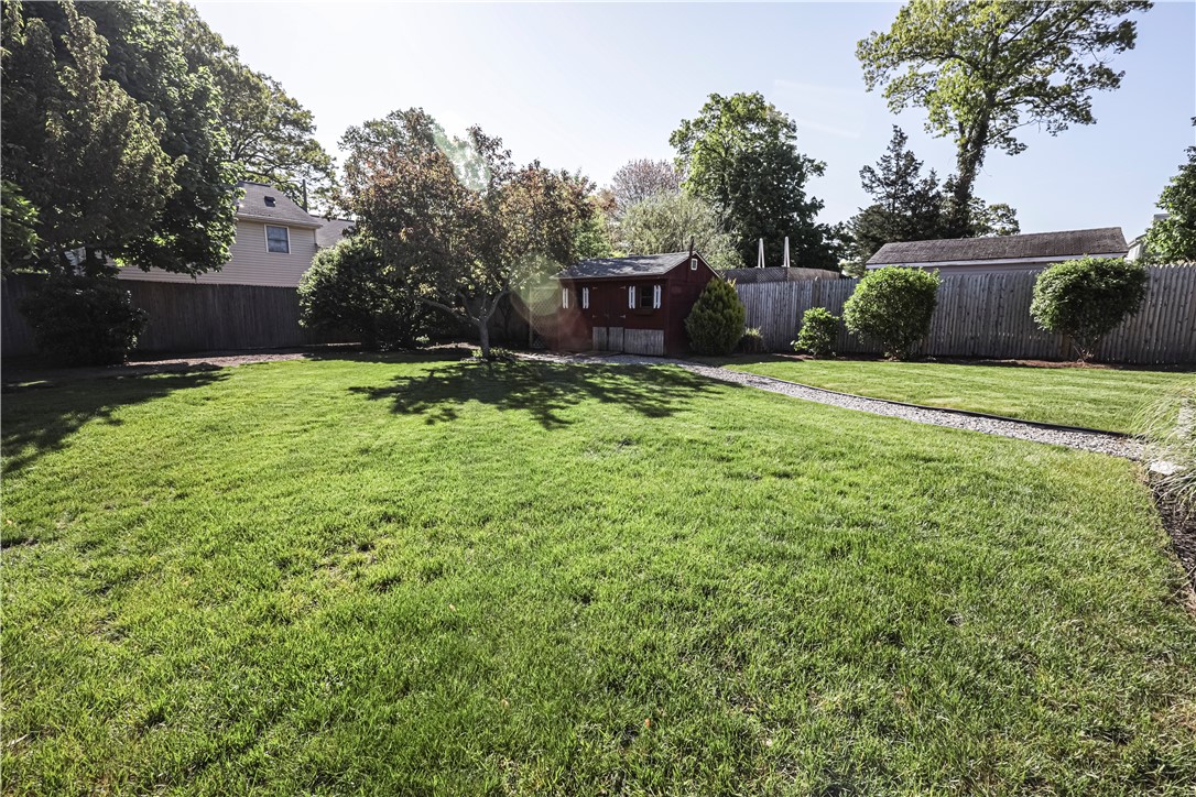 102 Julian Road Warwick, RI 02889 - Photo 6 of 35