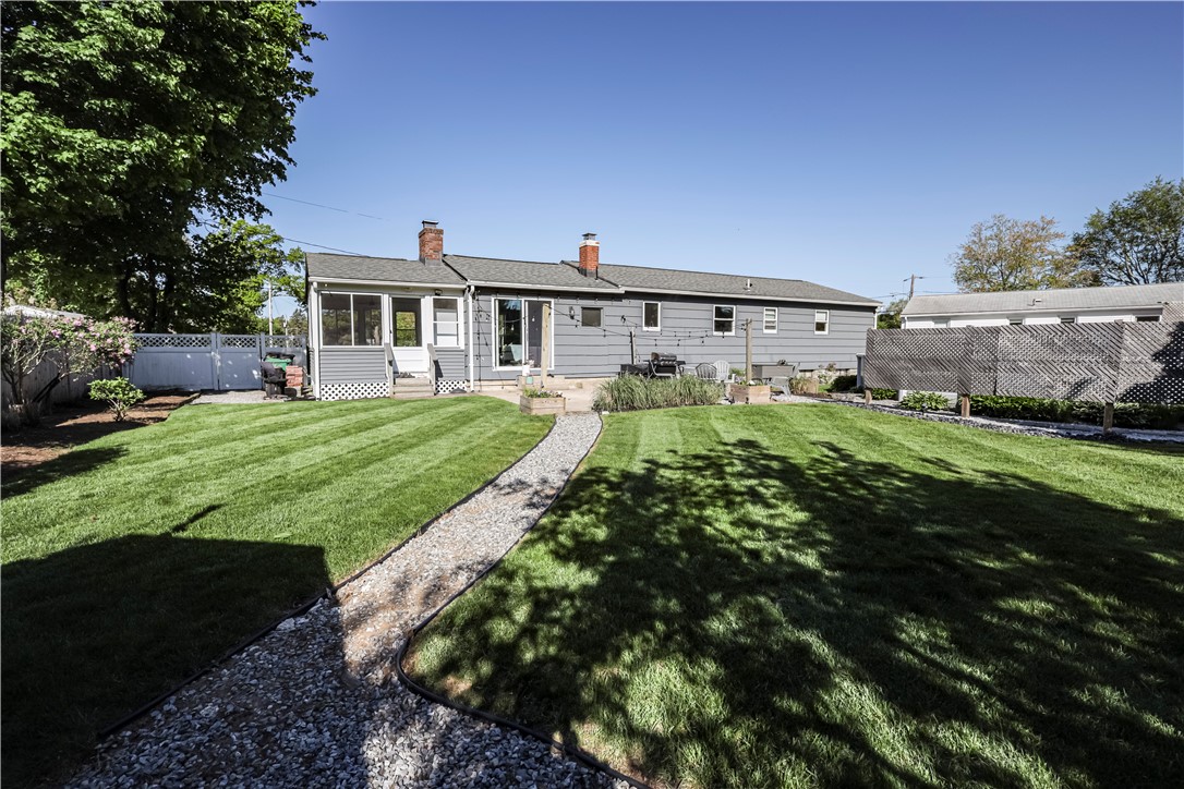 102 Julian Road Warwick, RI 02889 - Photo 8 of 35