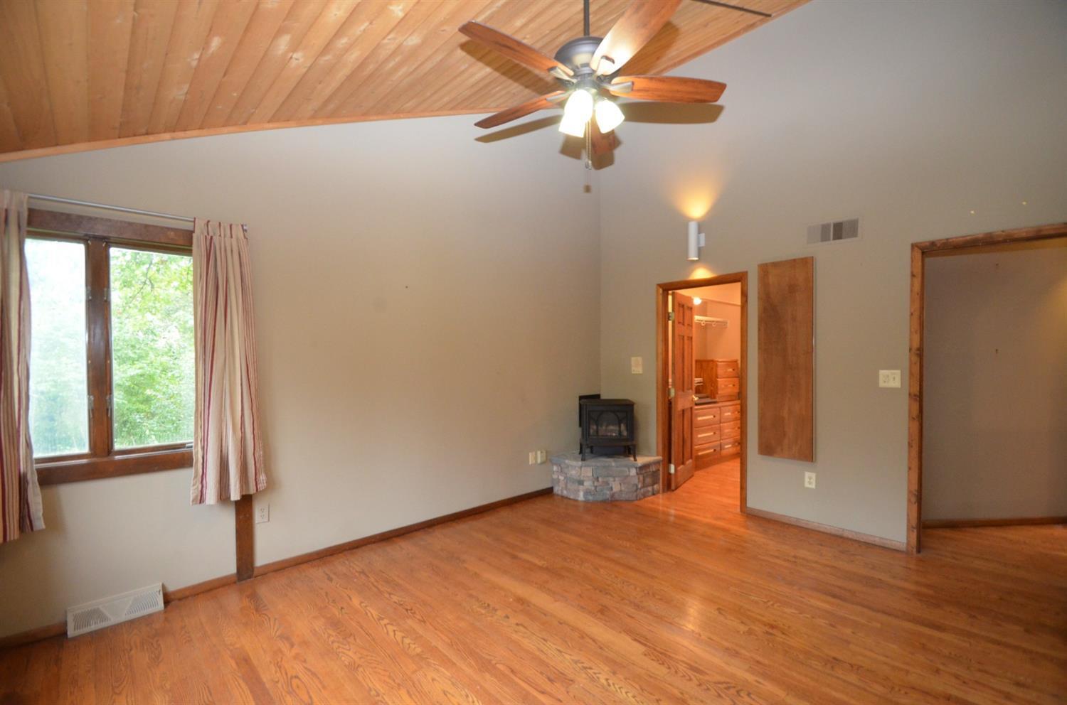 3878 Lincoln Road Cincinnati, OH 45247 - Photo 19 of 50 Gallery Image 19