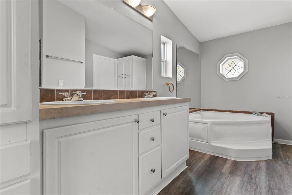570 Southwest 78th Terrace Ocala, FL 34474 - Photo 25 of 48