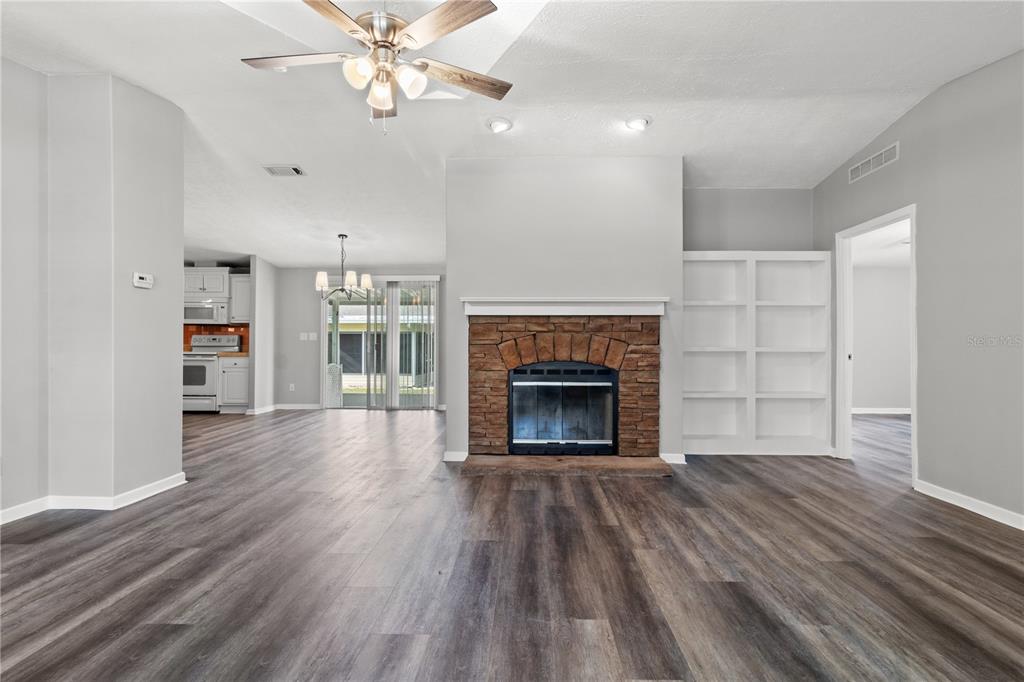 570 Southwest 78th Terrace Ocala, FL 34474 - Photo 10 of 48