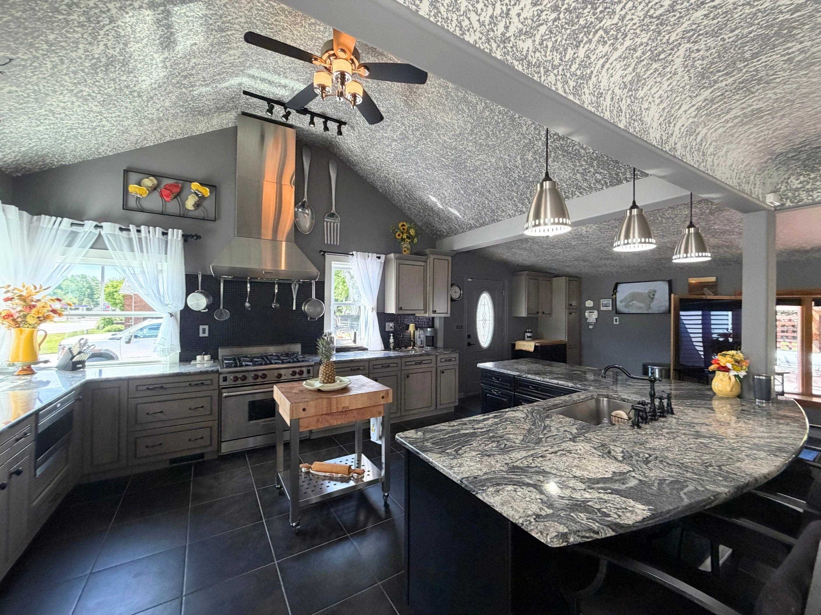 6047 North State Road Davison, MI 48423 - Photo 8 of 88