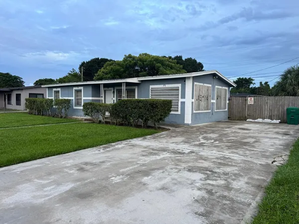 $450,000 | 3330 Northwest 7th Court, Lauderhill, FL 33311