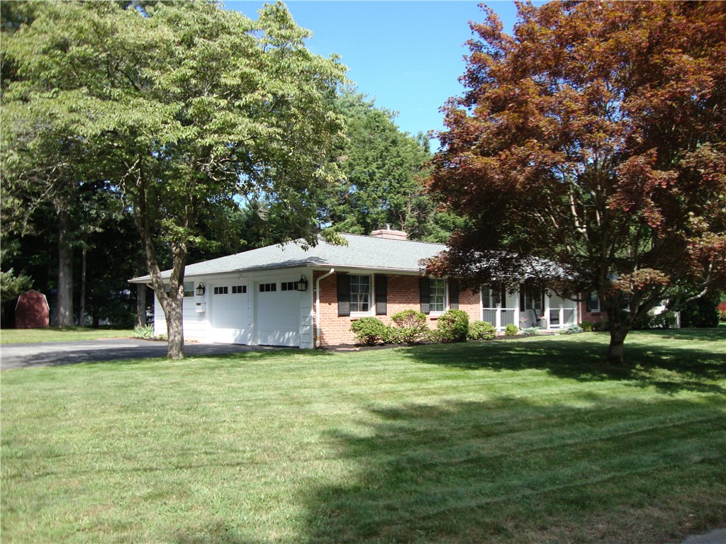 132 Timberline Road Warwick, RI 02886 - Photo 5 of 42 2 car garage side