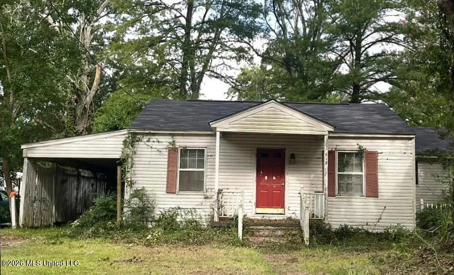 809 Robertson Street Brookhaven, MS 39601 - Photo 2 of 40 809 Robertson 11