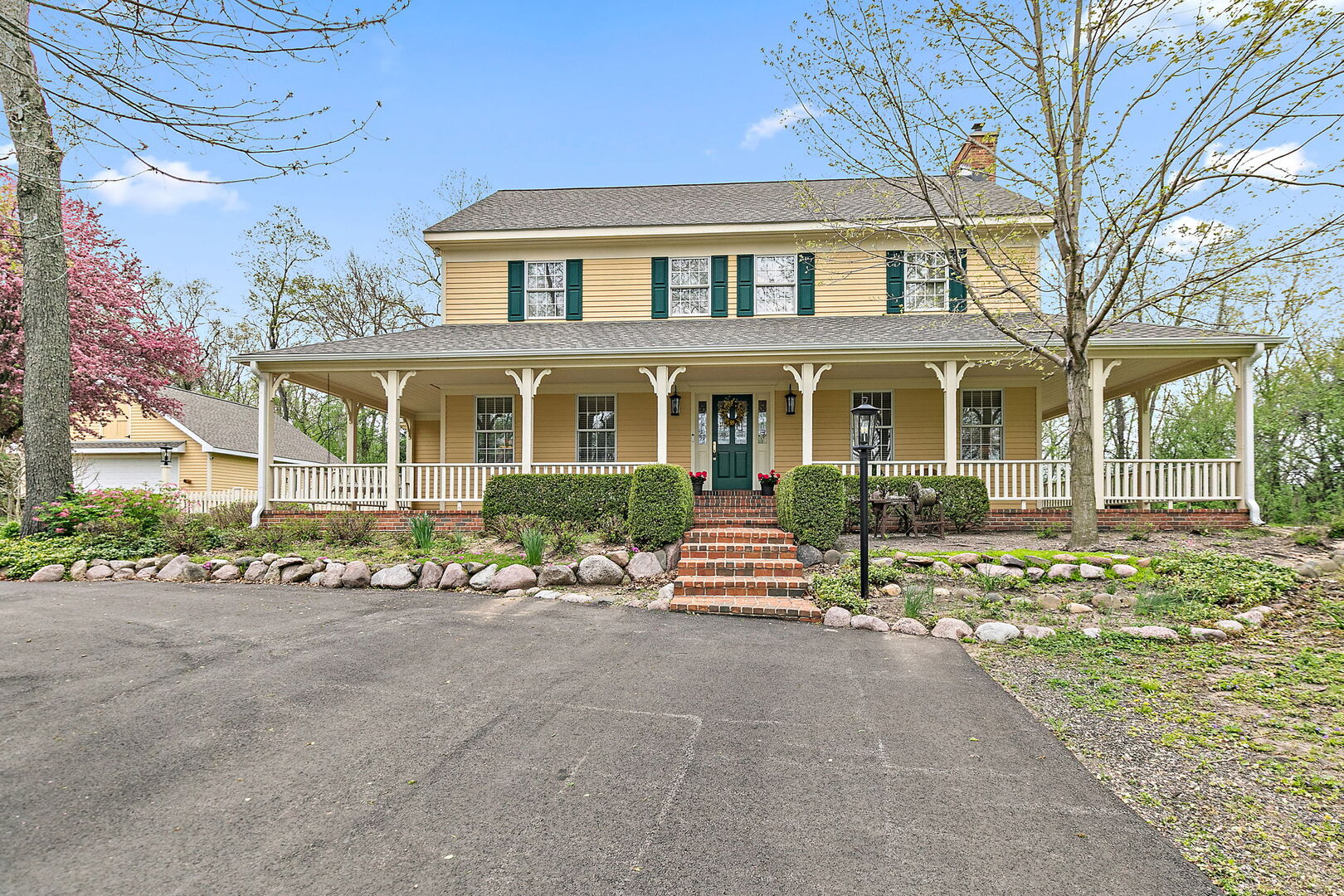 309 Three Oaks Road Cary, IL 60013 - Photo 1 of 62 front view of a house with a porch