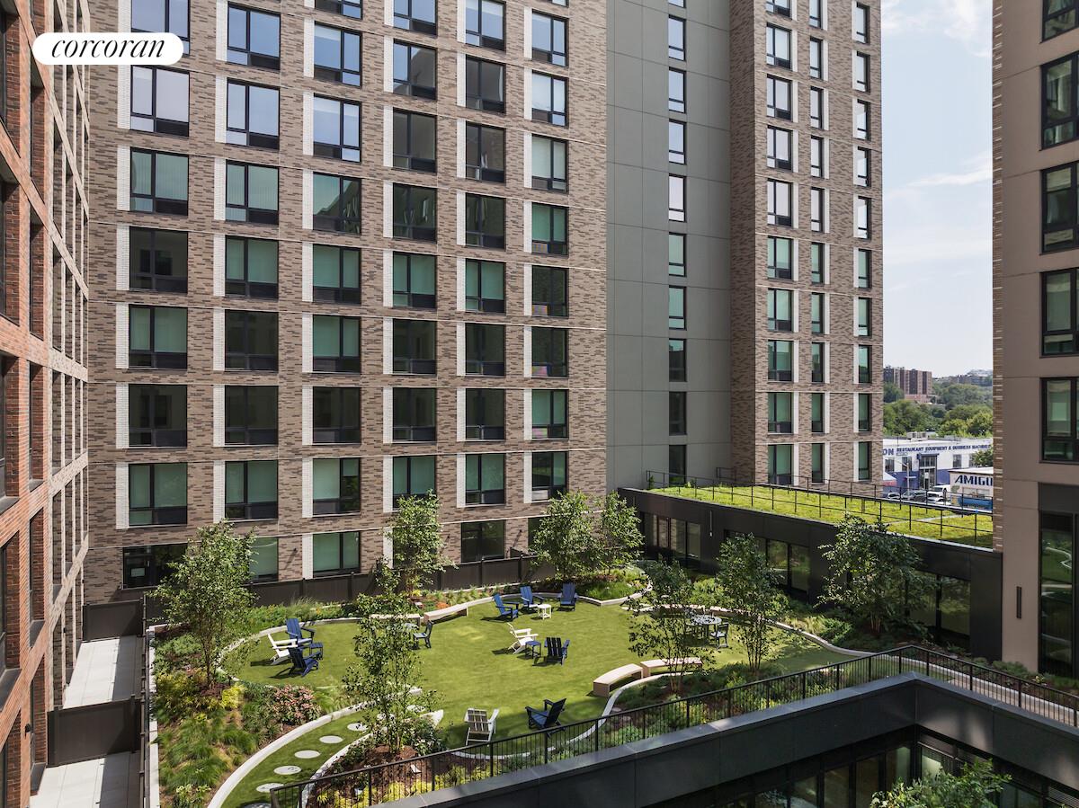 405 West 206th Street, Unit 710S Manhattan, NY 10034 - Photo 13 of 44