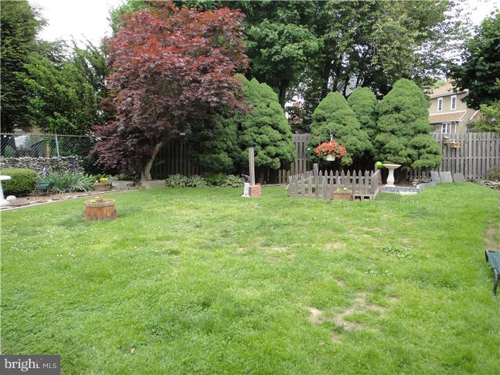 117 Kent Road Springfield, PA 19064 - Photo 22 of 25 Back Yard