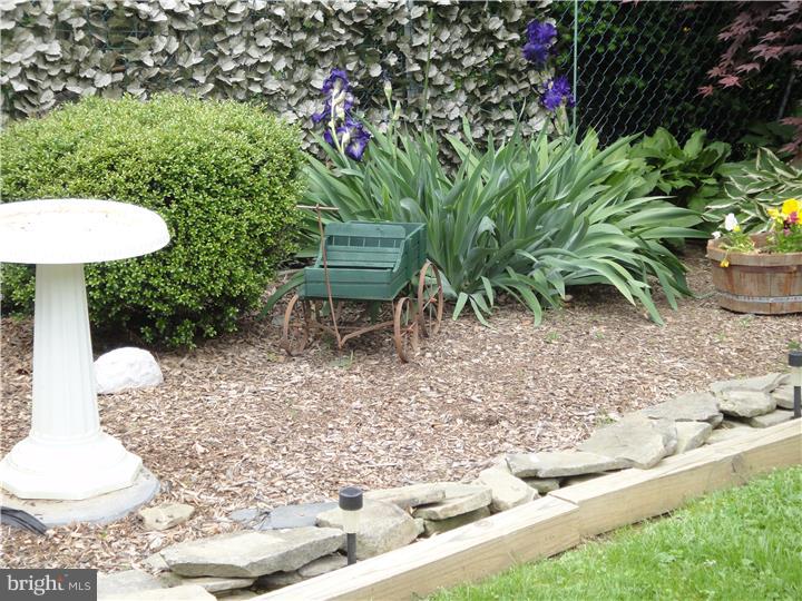 117 Kent Road Springfield, PA 19064 - Photo 24 of 25 Back Yard
