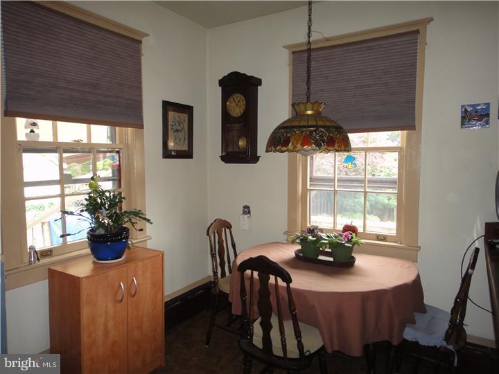 117 Kent Road Springfield, PA 19064 - Photo 6 of 25 Breakfast Room