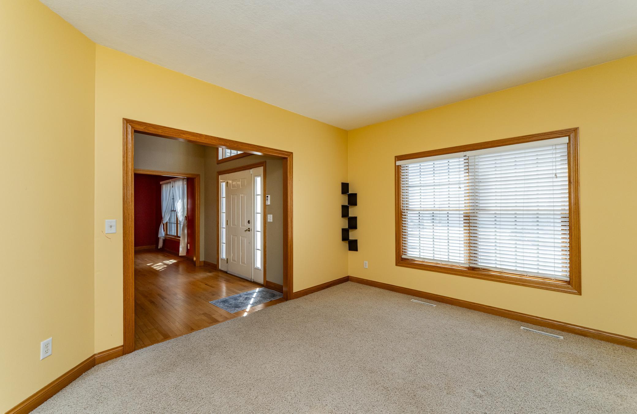 2827 Oakview Drive Northeast Rochester, MN 55906 - Photo 16 of 40