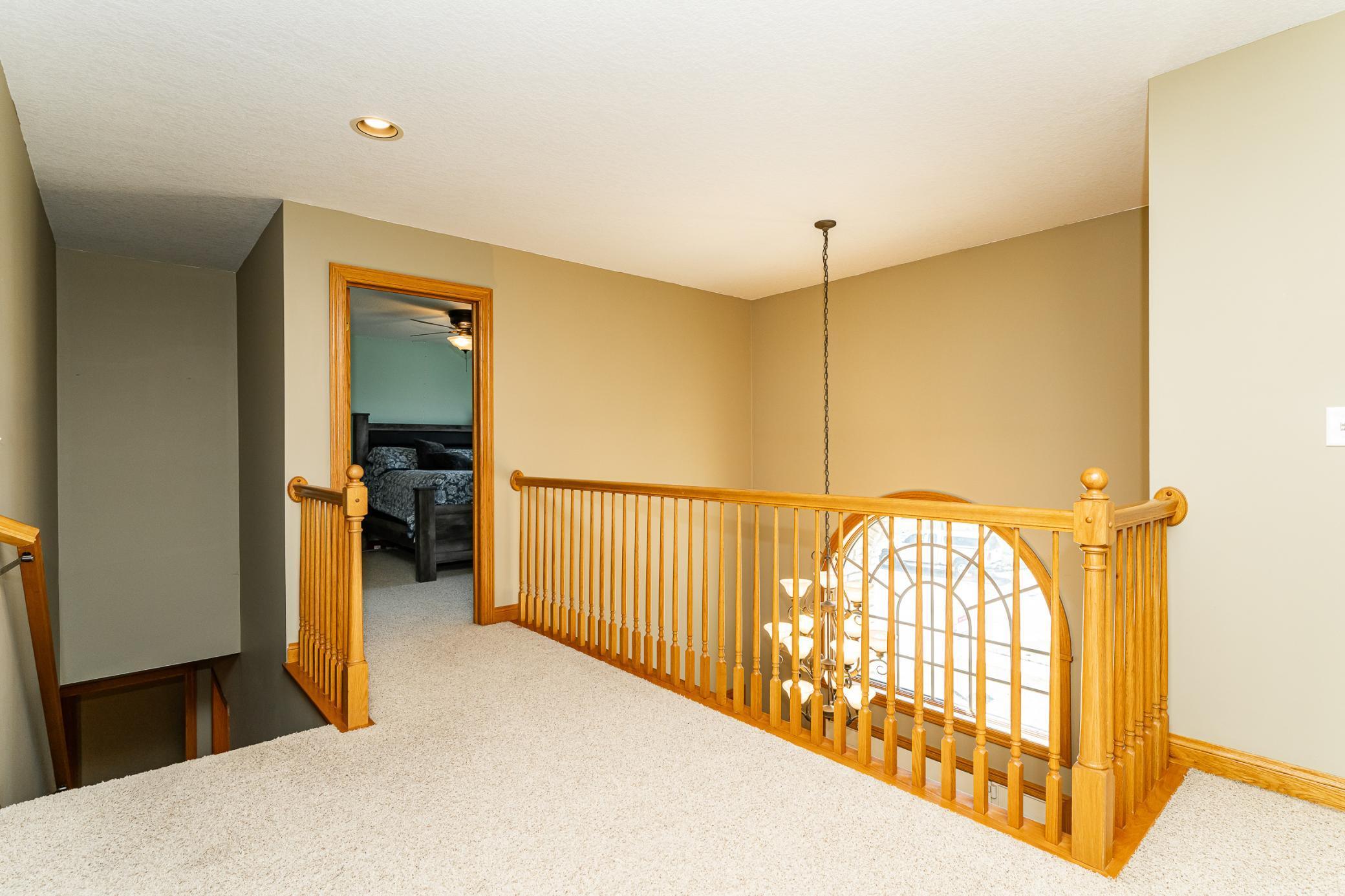 2827 Oakview Drive Northeast Rochester, MN 55906 - Photo 21 of 40