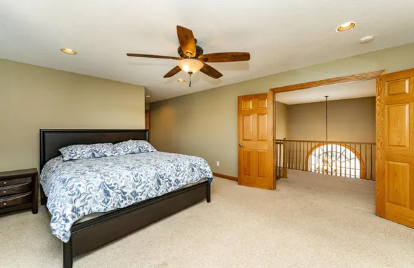 $627,500 | 2827 Oakview Drive Northeast, Rochester, MN 55906