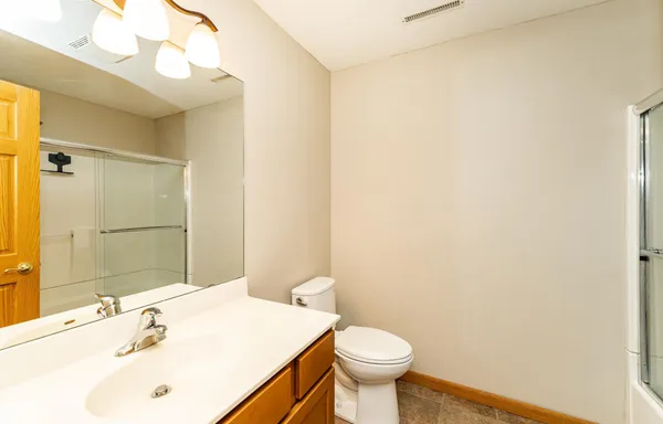 $627,500 | 2827 Oakview Drive Northeast, Rochester, MN 55906