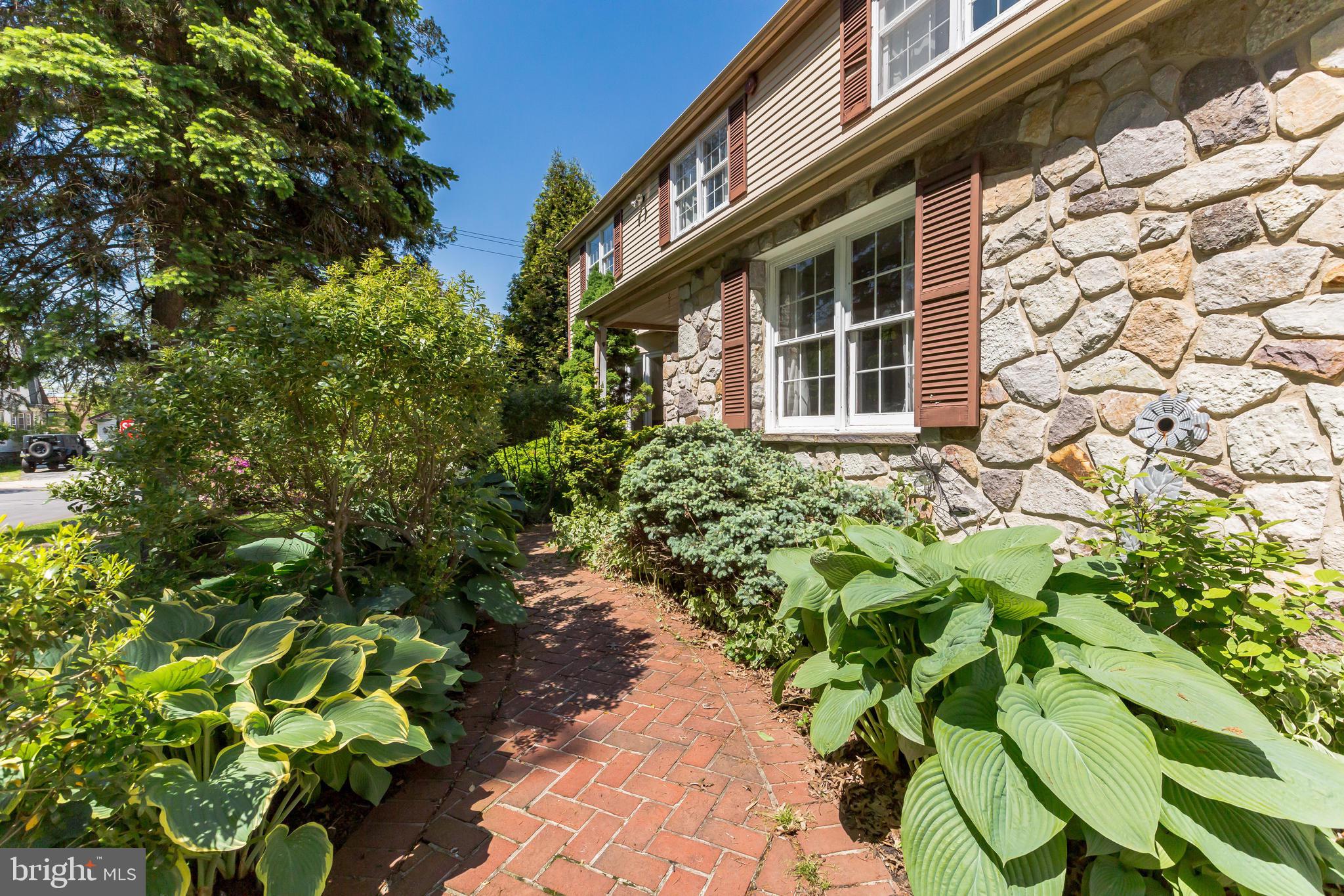 1103 Allston Road Havertown, PA 19083 - Photo 4 of 36 Gallery Image 4