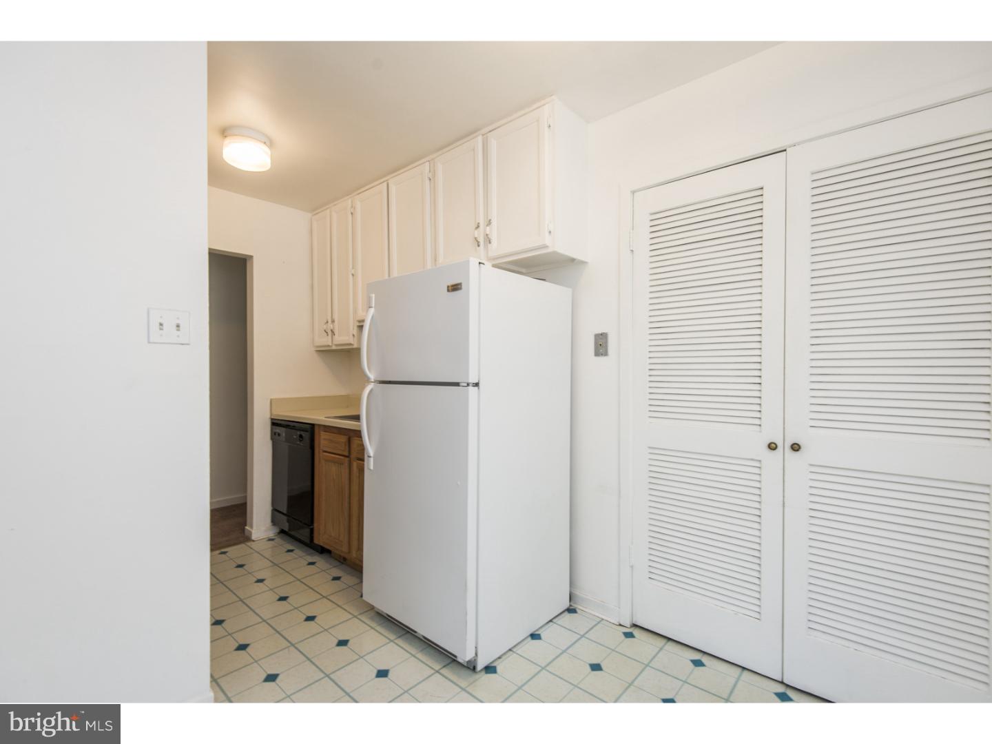 428 Harmon Road, Unit B Philadelphia, PA 19128 - Photo 7 of 24