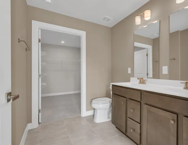 $2,450 | 1737 Horsepower Drive, Columbia, TN 38401