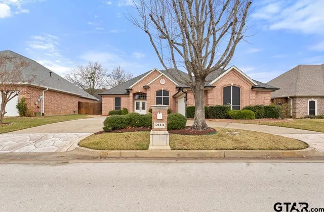 $399,000 | 2113 Dover Lane, Tyler, TX 75703