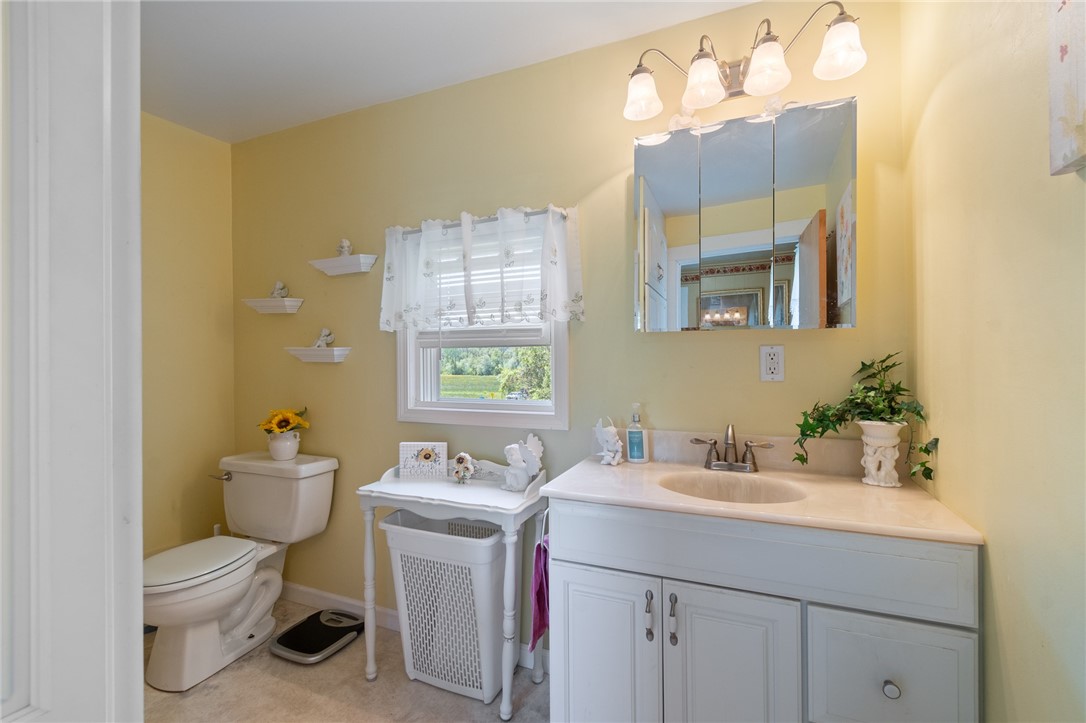 11805 Wilson Road Butler, NY 14590 - Photo 27 of 48 RECENTLY UPDATED FULL BATH
