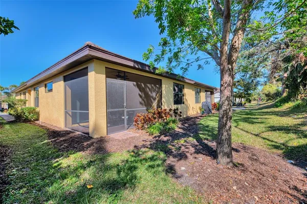 $2,300 | 12075 Firewheel Place, Venice, FL 34293