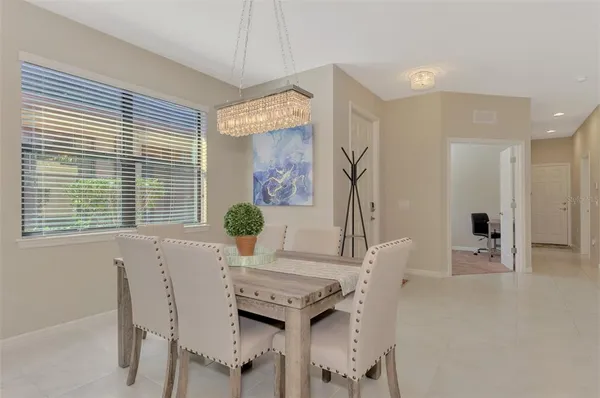 $2,300 | 12075 Firewheel Place, Venice, FL 34293