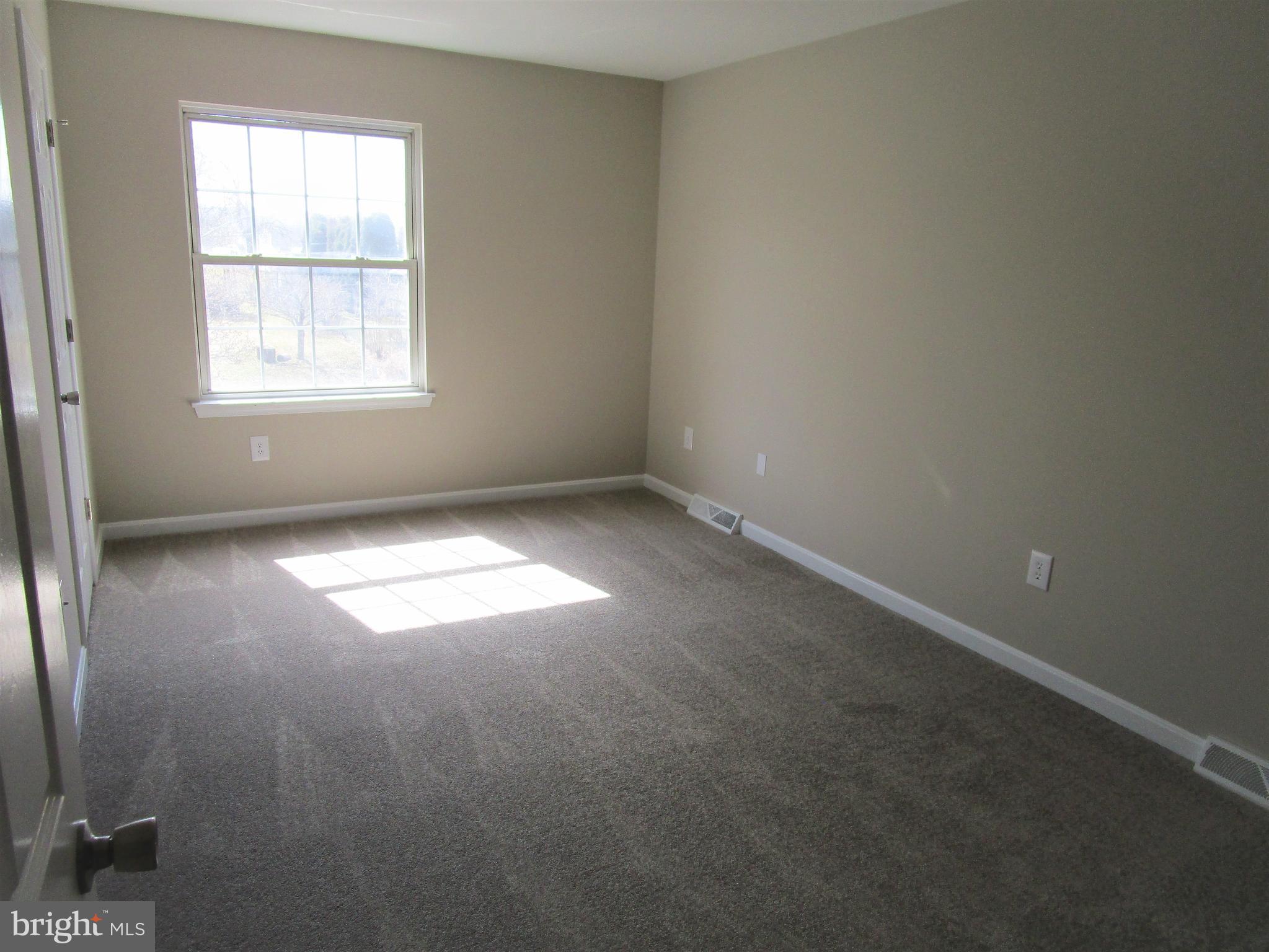2983 Robin Road York, PA 17404 - Photo 17 of 33 Gallery Image 17