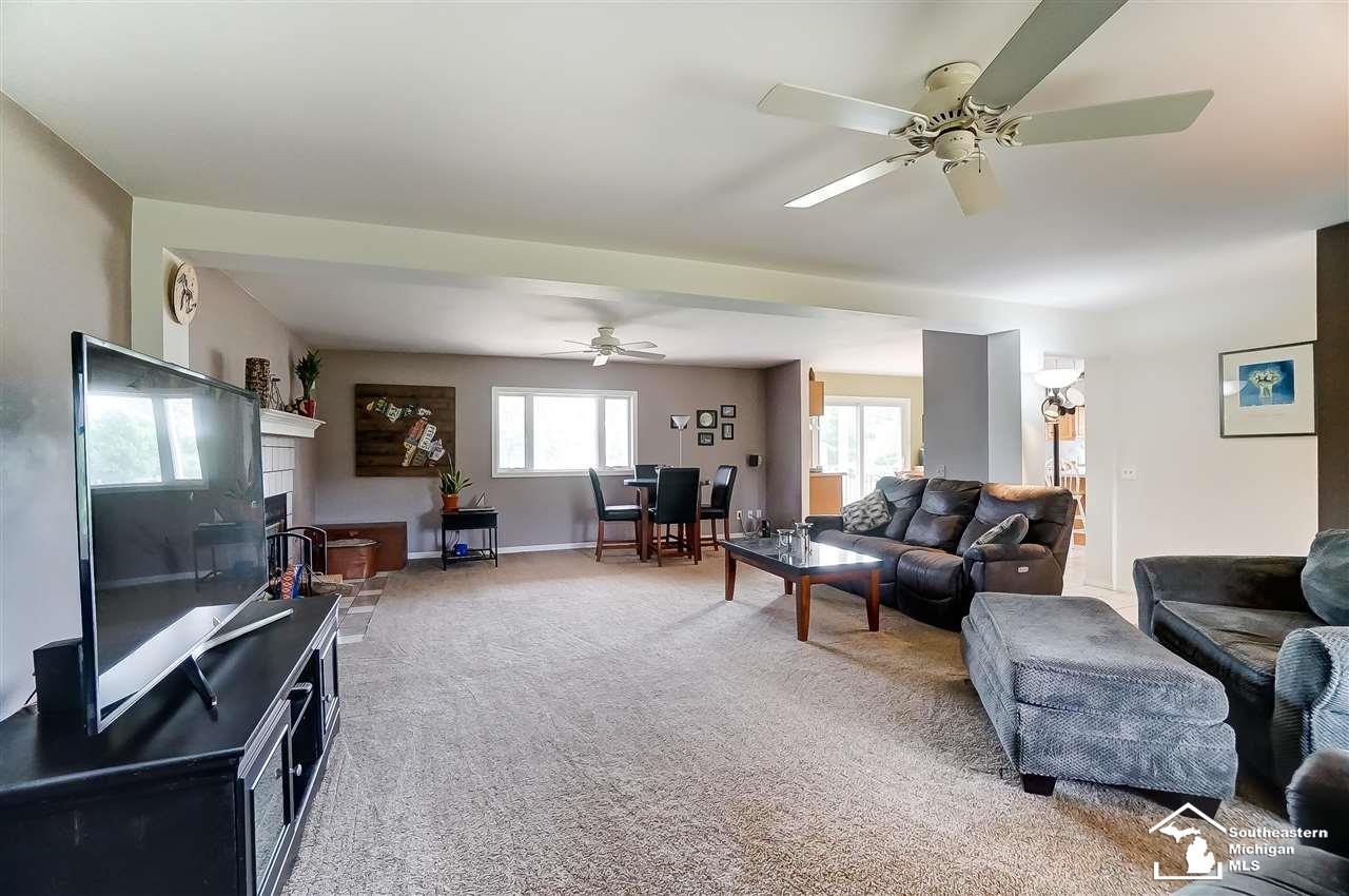 13456 Burns Road Carleton, MI 48117 - Photo 16 of 62