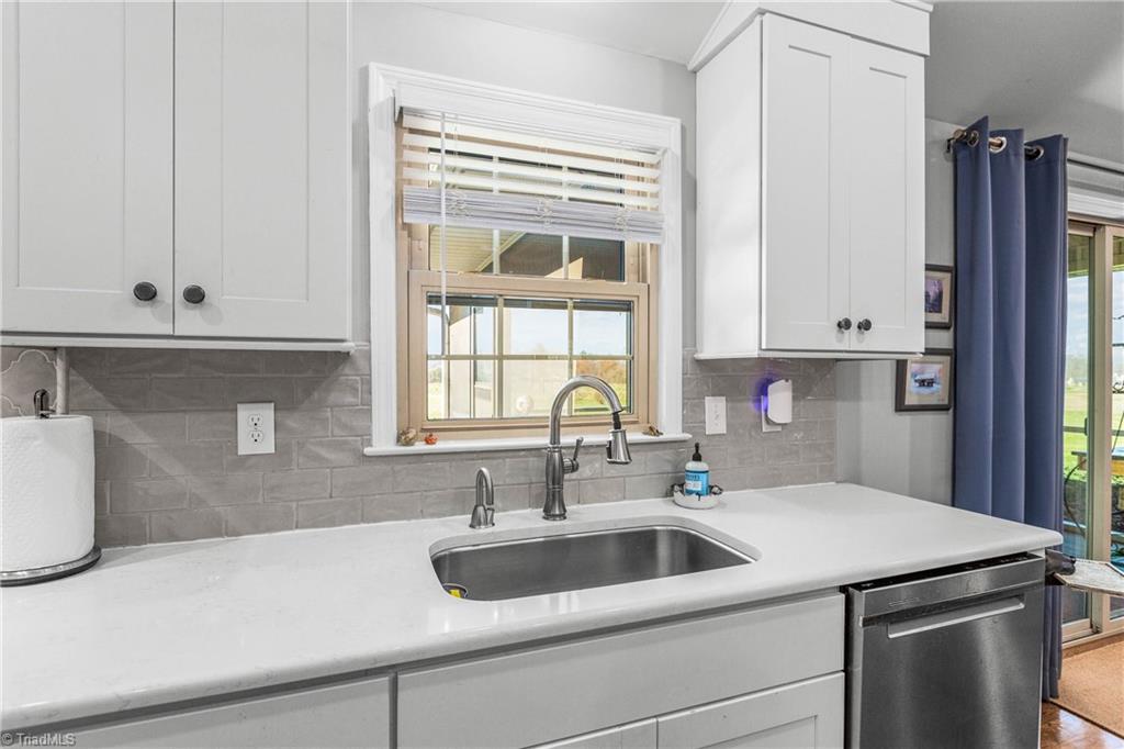 1358 Armstrong Road Jonesville, NC 28642 - Photo 16 of 46