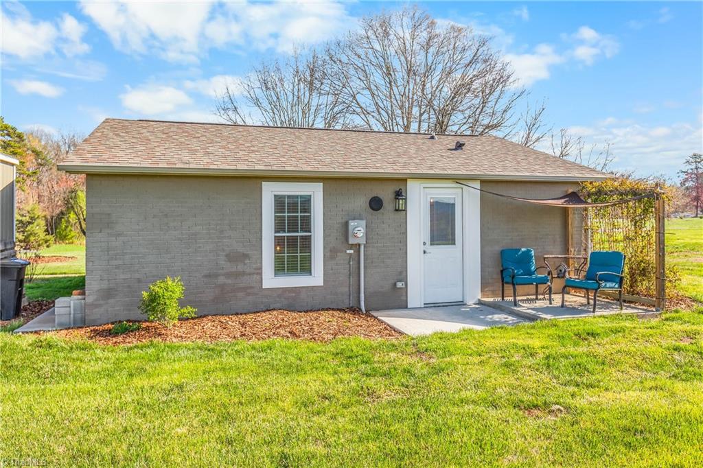 1358 Armstrong Road Jonesville, NC 28642 - Photo 41 of 46
