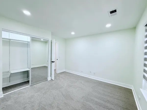 $2,600 | 98 Marble Hill Court, Unit B2, Schaumburg, IL 60193