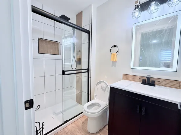 $2,600 | 98 Marble Hill Court, Unit B2, Schaumburg, IL 60193