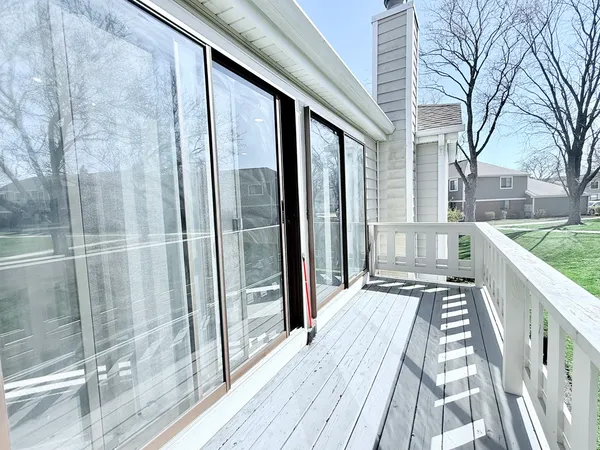 $2,600 | 98 Marble Hill Court, Unit B2, Schaumburg, IL 60193