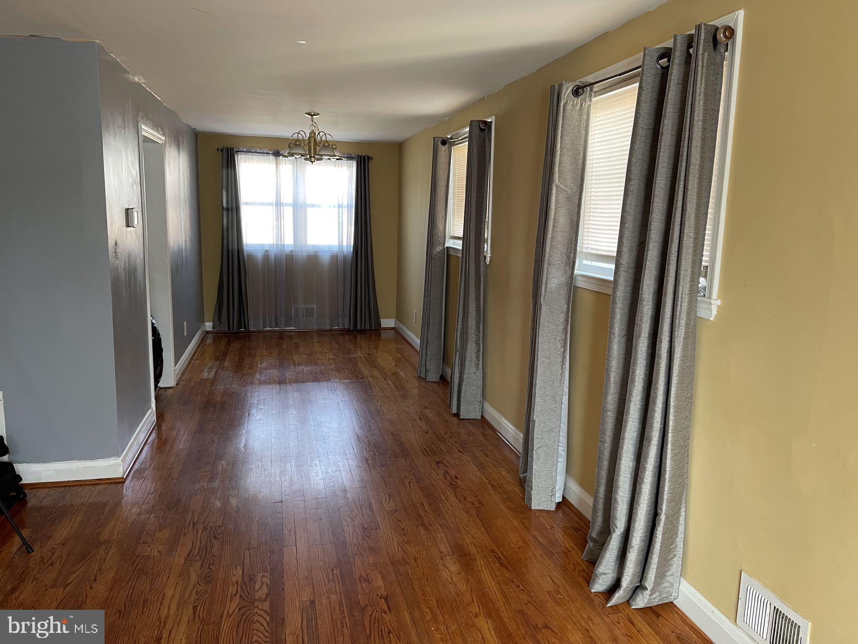 1312 Halstead Road Parkville, MD 21234 - Photo 5 of 10 Dinning