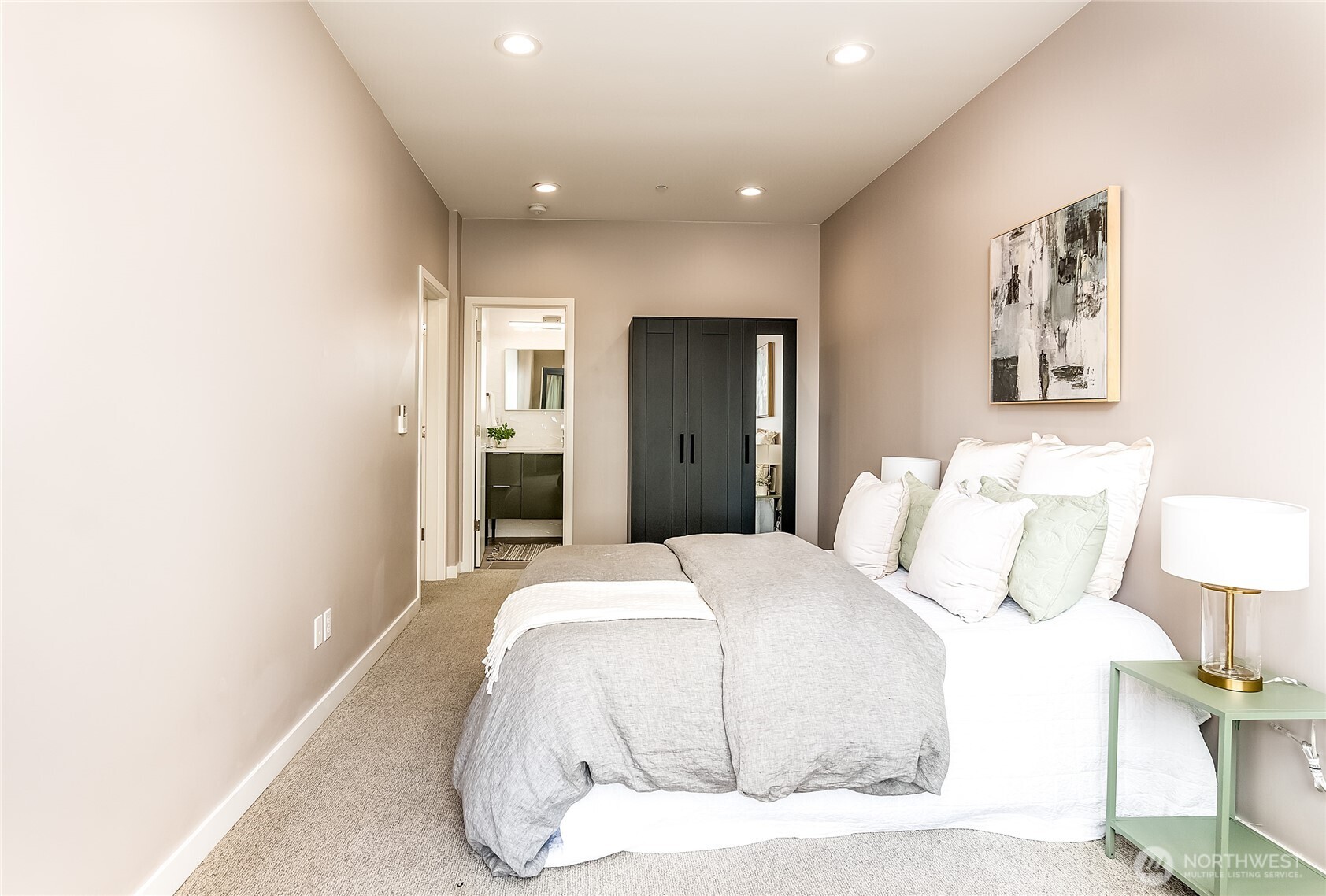 6307 34th Avenue Southwest Seattle, WA 98126 - Photo 13 of 27