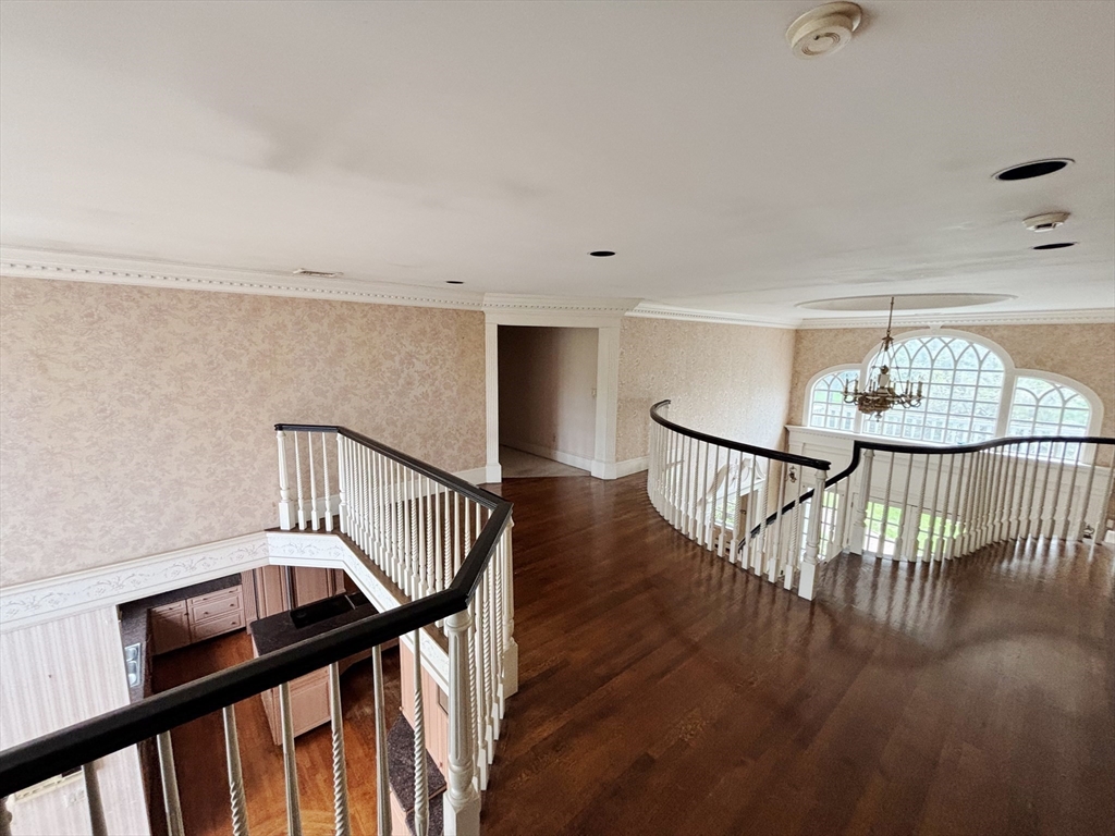 32 Solomon Pierce Road Lexington, MA 02420 - Photo 23 of 35