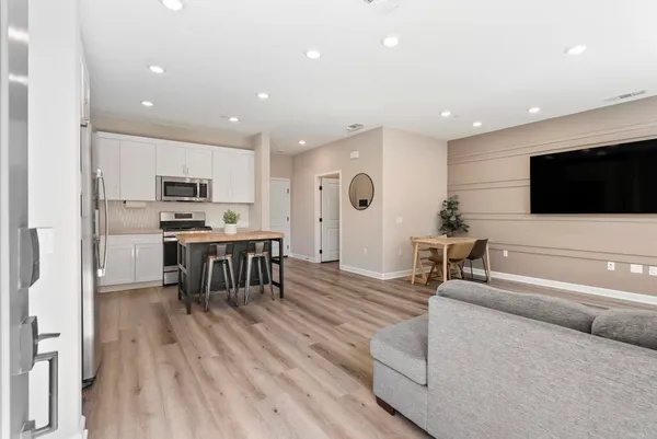 $765,000 | 1209 Sunrise View, Unit 105, San Marcos, CA 92078