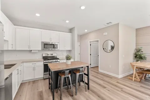 $765,000 | 1209 Sunrise View, Unit 105, San Marcos, CA 92078