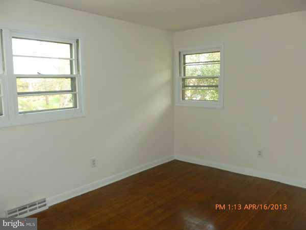 133 Calhoun Street Edgewater, MD 21037 - Photo 13 of 29 Bedroom #3